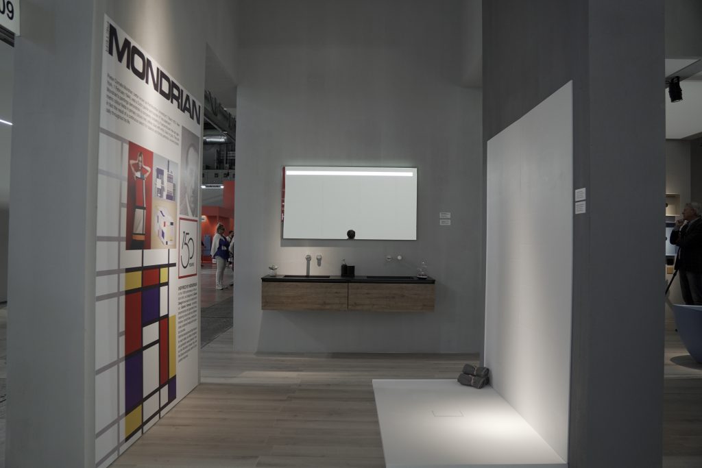 Mondrian Shower Tray Quare Design